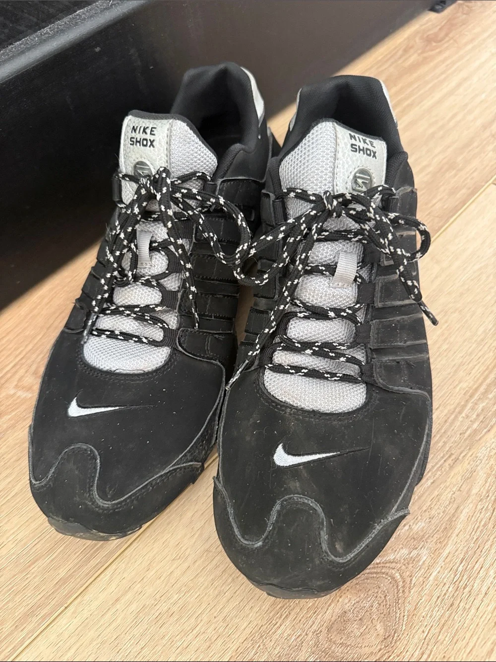 Vintage Nike Black and Gray Men’s Athletic Shox Sneakers